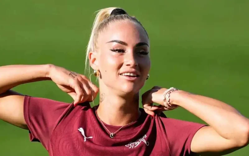 صفقة كبرى.. أليشا ليمان تحسم وجهتها المقبلة عقب مغادرة نادي كومو الإيطالي